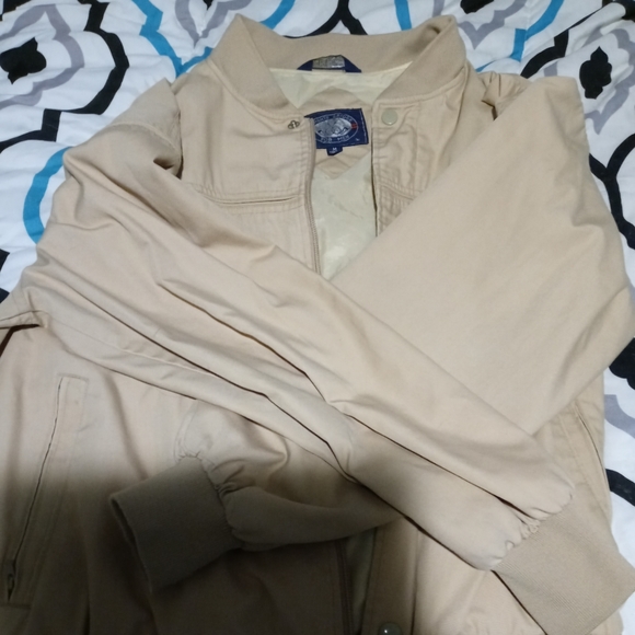 Knight's Bridge Medium Beige Jacket - Picture 3 of 6